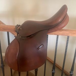 Camelot Child’s Close Contact English Saddle